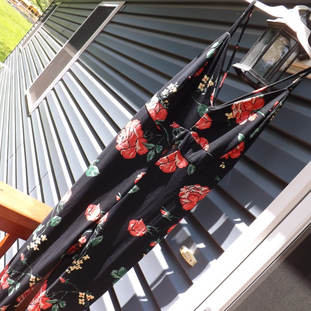 NWT Boscovs Black with floral print jump suit